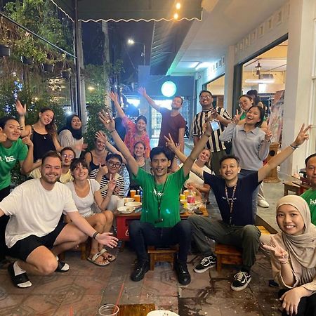 Hubs Hostel Yogyakarta Esterno foto
